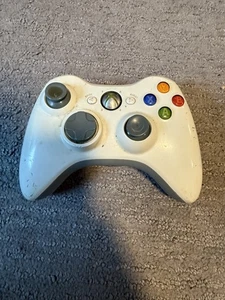 Microsoft Xbox 360 Wireless Controller (weiß) - Bild 1 von 7