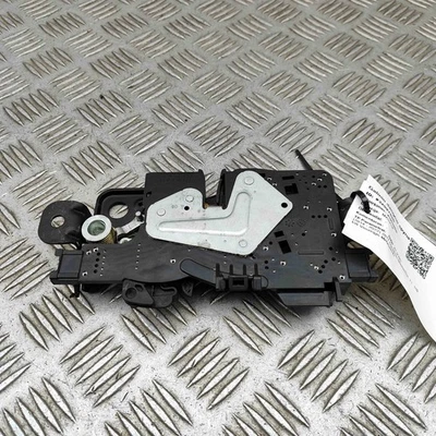 Cerradura maletero portón trasero bmw x1 f48 7357112 2.0 diésel 110 kW 2017 32597520 Foto 1 de 4