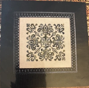 Rare Ink Circles FOUR DE LYS cross stitch 2014 pattern M15 only - Picture 1 of 2