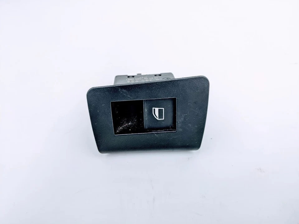 BMW X5 WINDOW SWITCH OSR DRIVER RIGHT REAR 8385956 - Image 1 of 1
