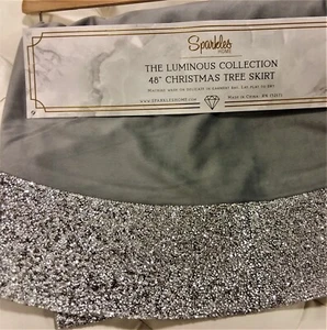 Sparkles CLEAR RHINESTONES SILVER GRAY VELVET TREE SKIRT CHRISTMAS 48" Luminous - Picture 1 of 2