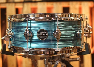 DW Performance Turquoise Oyster Snare Drum - 5.5x14 - Image 1 of 4