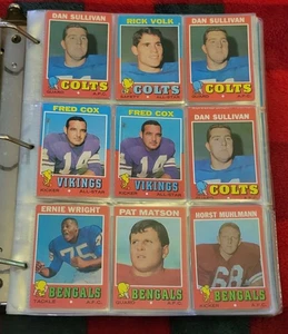1970's Football Cards Sheet Of 9 #28 - Picture 1 of 2