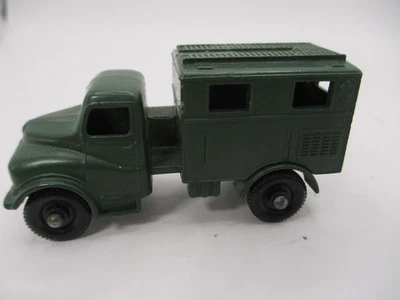 MATCHBOX LESNEY ARMY NO.68A AUSTIN MKII RADIO TRUCK ORIGINAL NEAR MINT CONDITION - Image 1 of 4