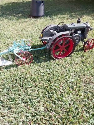 Trattore Super Landini Testa Calda Scala 1:8 - Immagine 1 di 4