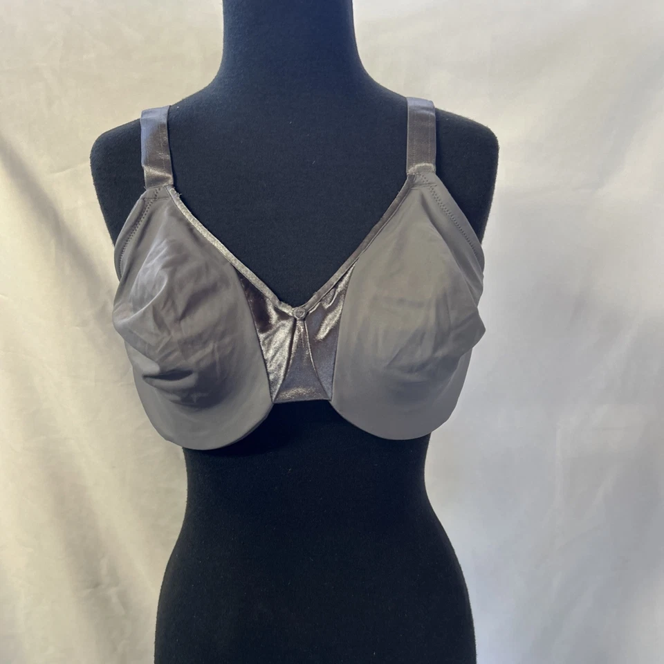 Olga Bra Size 40DLuxury Lift Underwire Style 35063 Lace Gray - Image 1 of 4