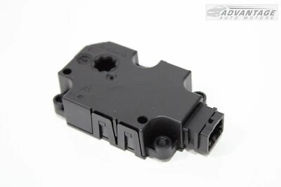 2017-2018 AUDI A4 FRONT DASH AC A/C HEATER BLOWER FLAP ACTUATOR MOTOR OEM - Image 1 of 4