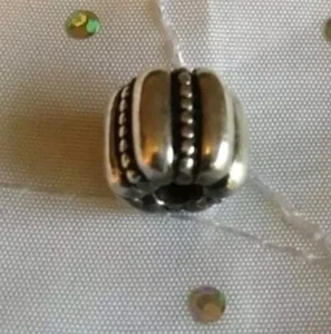 PANDORA Sterling Silver Dots & Ridges Barrel Clip Charm 790446 - Picture 1 of 2