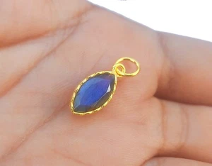 Natural Labradorite Gold Charm Pendant -18k Gold Solid Gold Handmade Necklace - Picture 1 of 3