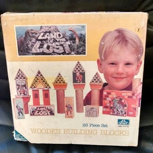 Bloques de construcción Sid & Marty Kroft Land of the Lost 26 piezas ¡Sin usar y en caja! 1990 genial! - Imagen 1 de 12