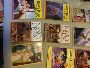 LOT OF 15 NANCY DREW BOOKS * HARDCOVER & SOFTCOVERS - Imagen 1 de 6