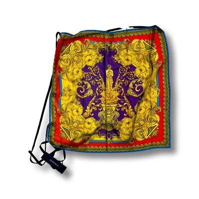 Cubierta de natación de seda con mosaico Versace (superior o inferior) Foto 1 de 4