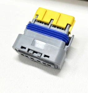 Aptiv 211PC062S4149 Automotive Connector 6 Way F 1.5 SICMA Mini Sealed Connector - Picture 1 of 6