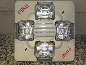 EST EDWARDS WGAV WHITE FIRE ALARM STROBE - Picture 1 of 2