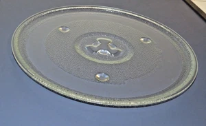 Hamilton Beach Microwave: Glass Turntable Plate 10 5/8" L73 (P8726) - Picture 1 of 3