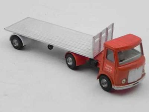 Dinky Toys 915 Camion AEC articulated lorry w/ flat trailer - Foto 1 di 4