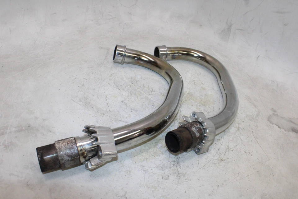 79-82 HONDA CX500C OEM PAR DE TUBOS MÉDIOS - Imagem 1 de 4