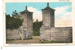 Vintage 1930 Florida PC; Old City Gates; St. Augustine, Fla. - Picture 1 of 1