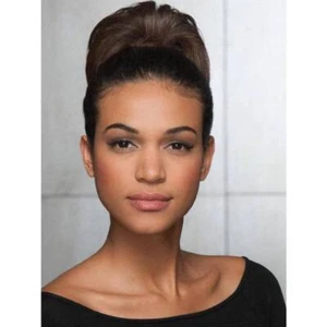 GLAMOUR CHIGNON von Frisur - Bild 1 von 15