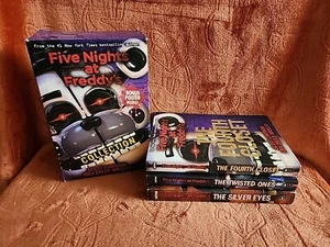 Five Nights at Freddy's Book Collection SCHOLASTIC. First Edition/printings.  - Imagen 1 de 7