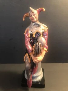 Vintage Royal Doulton figurine/The Jester/HN 2016/ Made in England/10 “ Tall - Picture 1 of 12