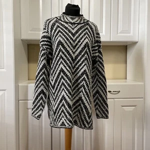 Chelsea & Theodore Pullover mit Stehkragen grau & schwarz L - Bild 1 von 9