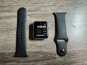 Apple Watch Series 3 - 38mm Cellular GPS - Zdjęcie 1 z 4