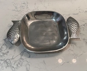 Plato de servir de aluminio con mango de pescado 10x10 cuadrado - Imagen 1 de 15