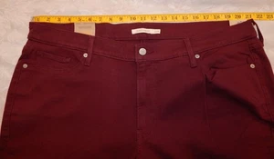 Jeans Levi's donna bordeaux classico dritto, pantalone taglia 22W M nuovo con etichetta velluto a coste - Foto 1 di 22