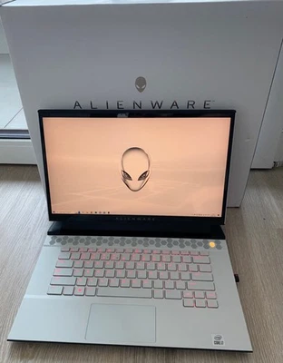Dell Alienware m15 r4 (2TB SSD, Intel Core i7-10870H, 32GB RAM) Gaming... - Image 1 of 4