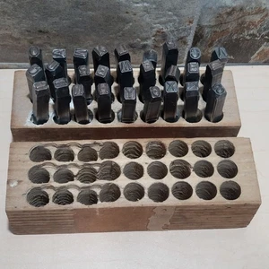 Juego de perforadoras de letras de sello de acero vintage 27 piezas caja ajustable - Imagen 1 de 15