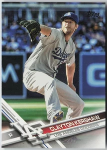 2017 Topps #50 Clayton Kershaw - Picture 1 of 2