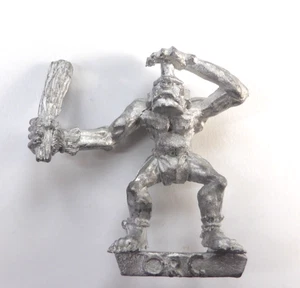 C15 Ork Dorfbewohner mit Schläger Metall Zitadelle Oldhammer - Bild 1 von 1