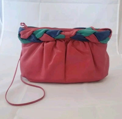 Bolsa tiracolo vintage Morris Moskowitz couro magenta trançada, dobradiça - Imagem 1 de 4