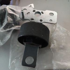 HINTERACHSE LÄNGSLENKER BUCHSE FÜR FORD MONDEO MK4 2007-2015 - Bild 1 von 3