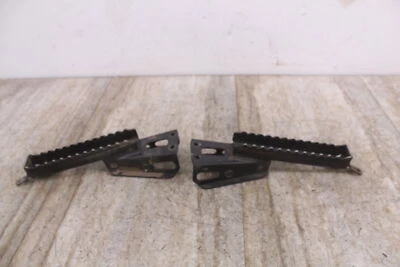 Clavijas de pie izquierda y derecha Can-Am DS650 2004 - par Foto 1 de 4