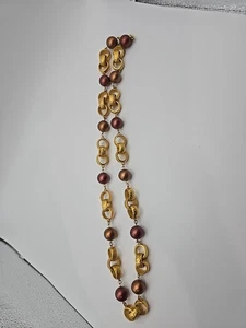 Vintage signierte Napier gehämmerte goldfarbene Glieder mit roten & orangefarbenen Perlen Halskette - Bild 1 von 4