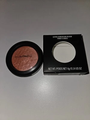 Mac Cosmetics Extra Dimension Blush in Fairly Precious - Bild 1 von 4