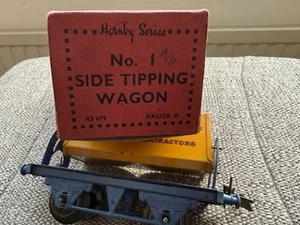 Hornby Series O Gauge No1 Side Tipping Wagon RS 679 - Picture 1 of 2