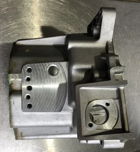 Getriebegehäuse Mittelteil Schaltgetriebe für Lancia Delta Integrale 16V 1989-95 - Picture 1 of 3