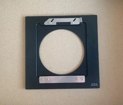 Metal Lens Board for Sinar to Linhof Technika Large Format 140x140mm to 96x99mm - Image 1 of 4