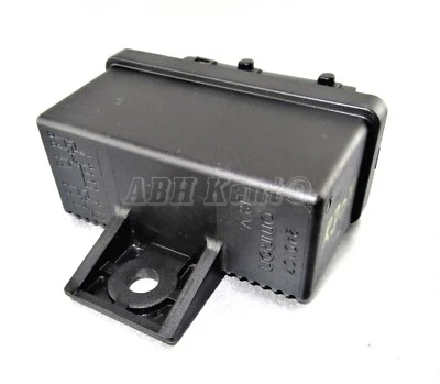 Peugeot 406 307 407 807 15-Pin Fuel Control Management Relay Module 240107 - Image 1 of 4