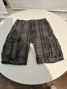 Levi Strauss Vintage Men's Size 29 White Tab Cargo Multicolor Plaid Shorts 🔥 - Picture 1 of 5