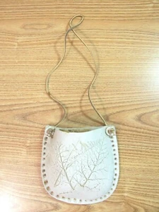 ART POTTERY/CERAMIC ART POTTERY WALL POCKET TREE LEAVES IMPRESSIONS PLANTS - Picture 1 of 9