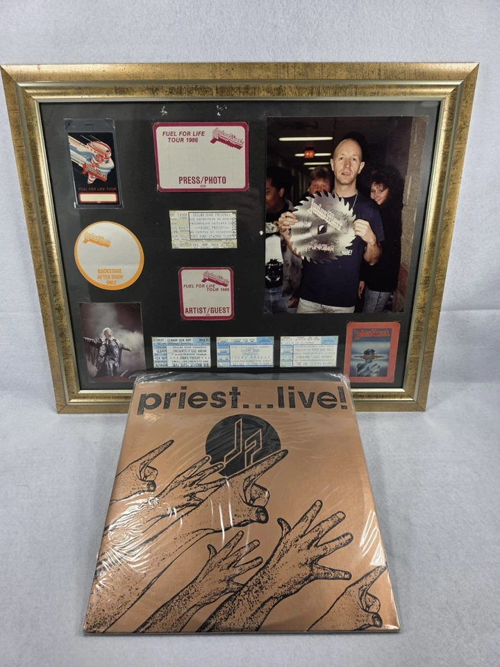 Judas Priest "Priest...Live! Vinyl LP w/ Authentic Concert Backstage Memorabilia Foto 1 de 4