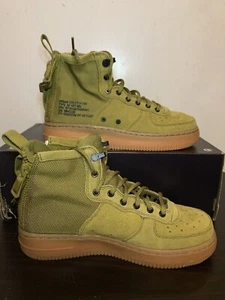 Nike Air Force 1 SF Desert Moss Boots Gym AJ0424-300 Kids GS Size 6Y Womens 7.5 - Picture 1 of 22