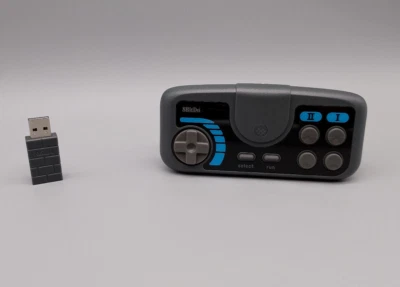 8Bitdo PCE Core 2.4G Wireless Gamepad für Coregrafx Miniturbo & Nintendo Switch - Bild 1 von 4