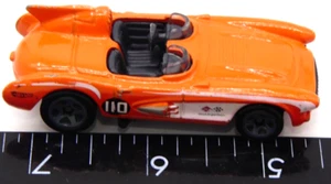 2012 Hot Wheels Chevrolet Corvette SR-2 Convertible Diecast Car Orange 110 - Picture 1 of 6