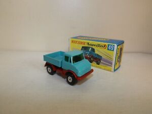 MATCHBOX TRANS. S/F NO. 49-A BLUE BODY WITHOUT SILVER TRIM, RED AXLE COVER