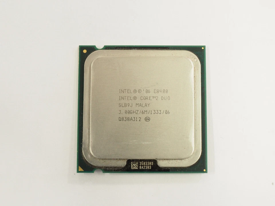 Intel Core 2 Duo E8400 LGA775 SLB9J 3.0GHz 6MB CPU Processor - Image 1 of 3